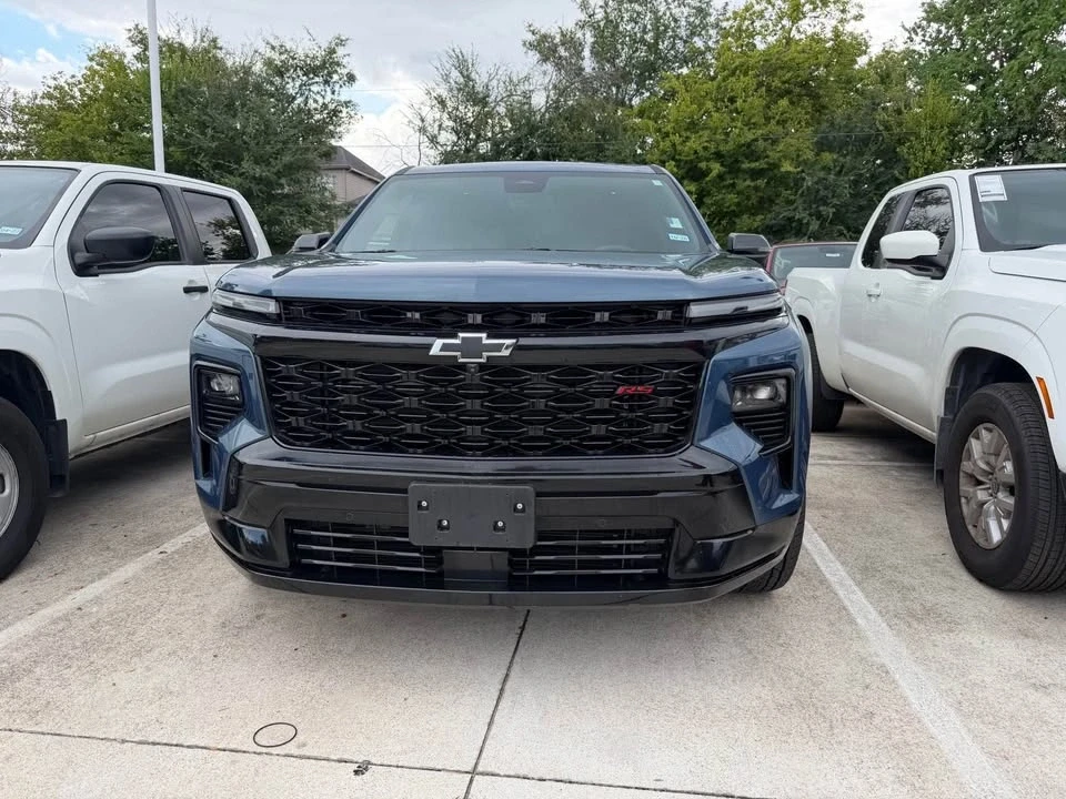 2025 Chevrolet Traverse - Image 3 of 6