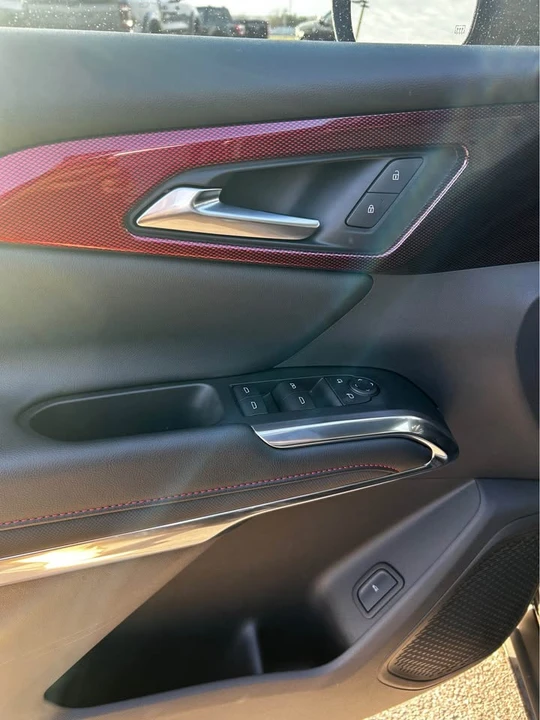 2025 Chevrolet Traverse - Image 5 of 8