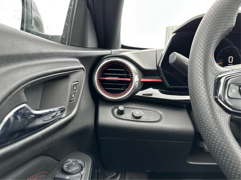 2025 Chevrolet Trax - Image 20 of 20