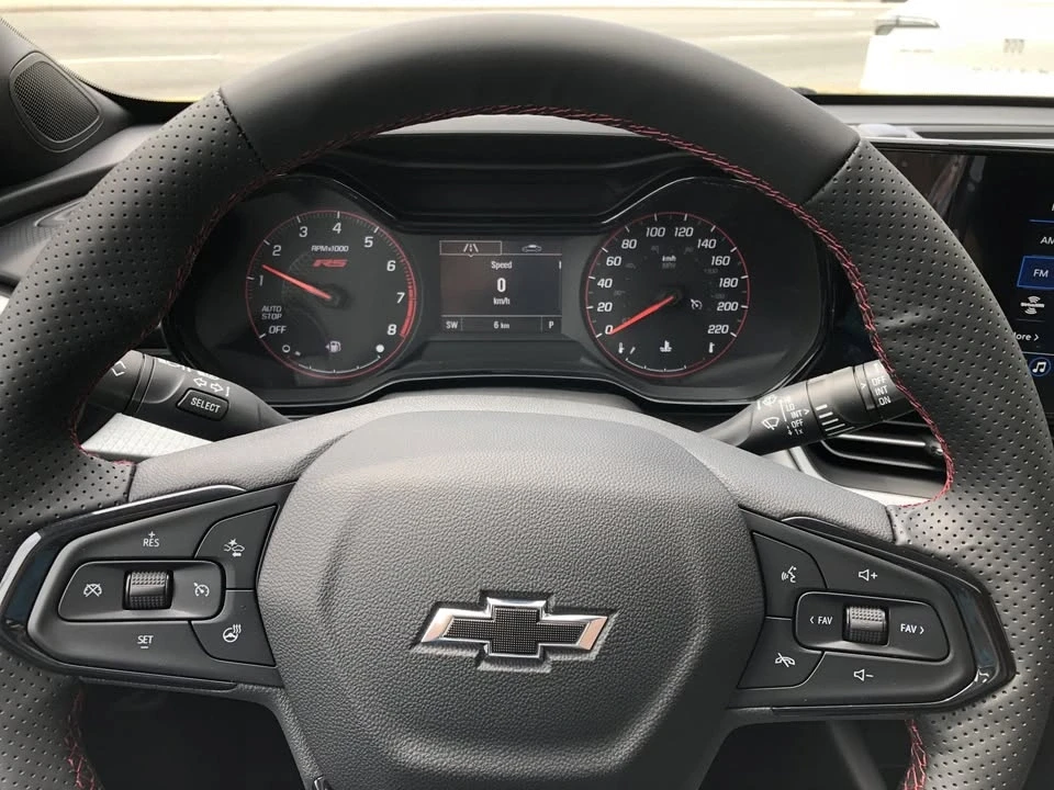 2025 Chevrolet Trax - Image 7 of 16