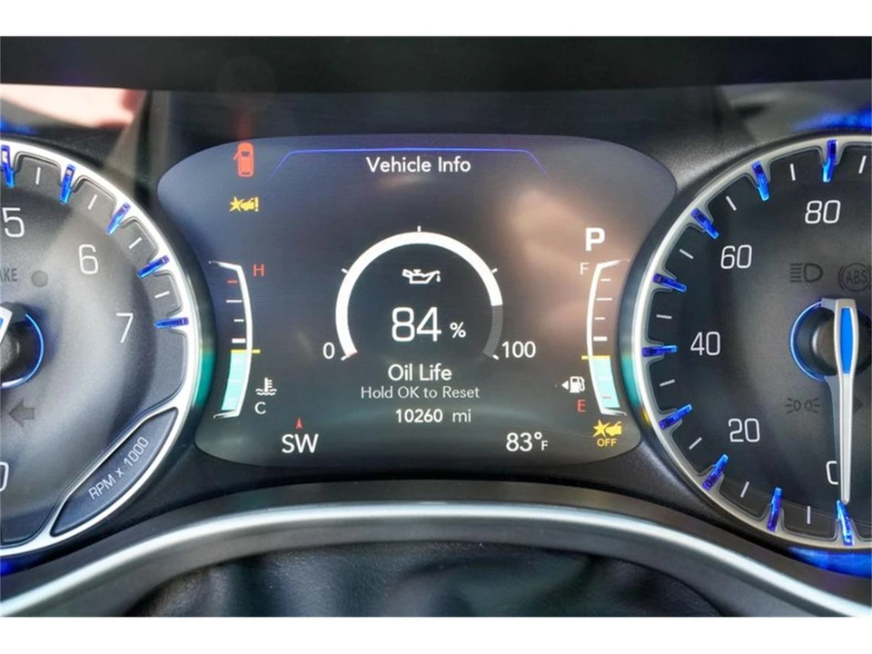 2025 Chrysler - Image 11 of 31