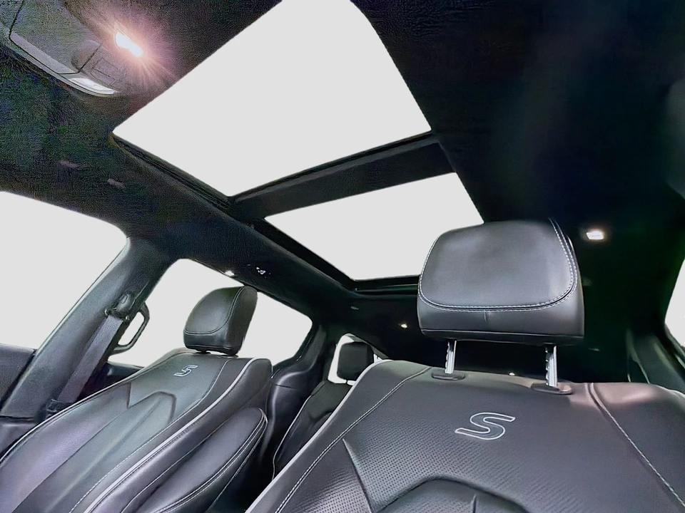 2025 Chrysler - Image 16 of 21