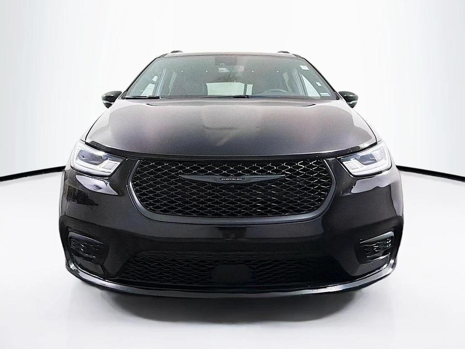 2025 Chrysler - Image 2 of 21