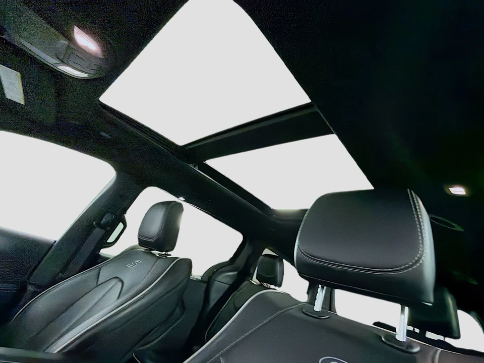 2025 Chrysler - Image 16 of 21