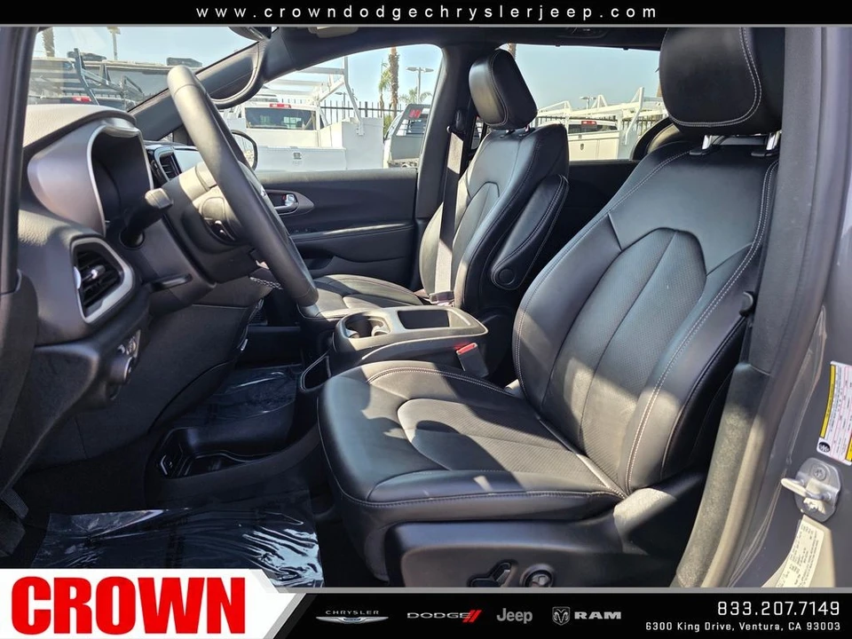 2025 Chrysler - Image 20 of 21