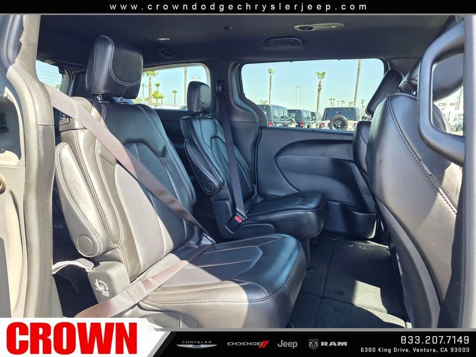 2025 Chrysler - Image 11 of 21