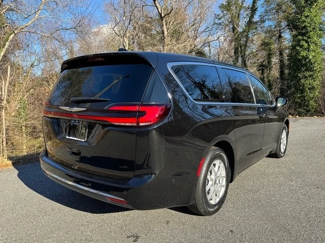 2025 Chrysler - Image 6 of 12