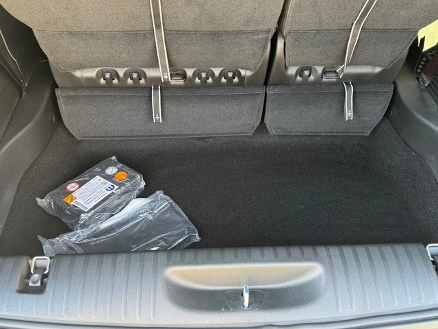 2025 Chrysler - Image 20 of 21