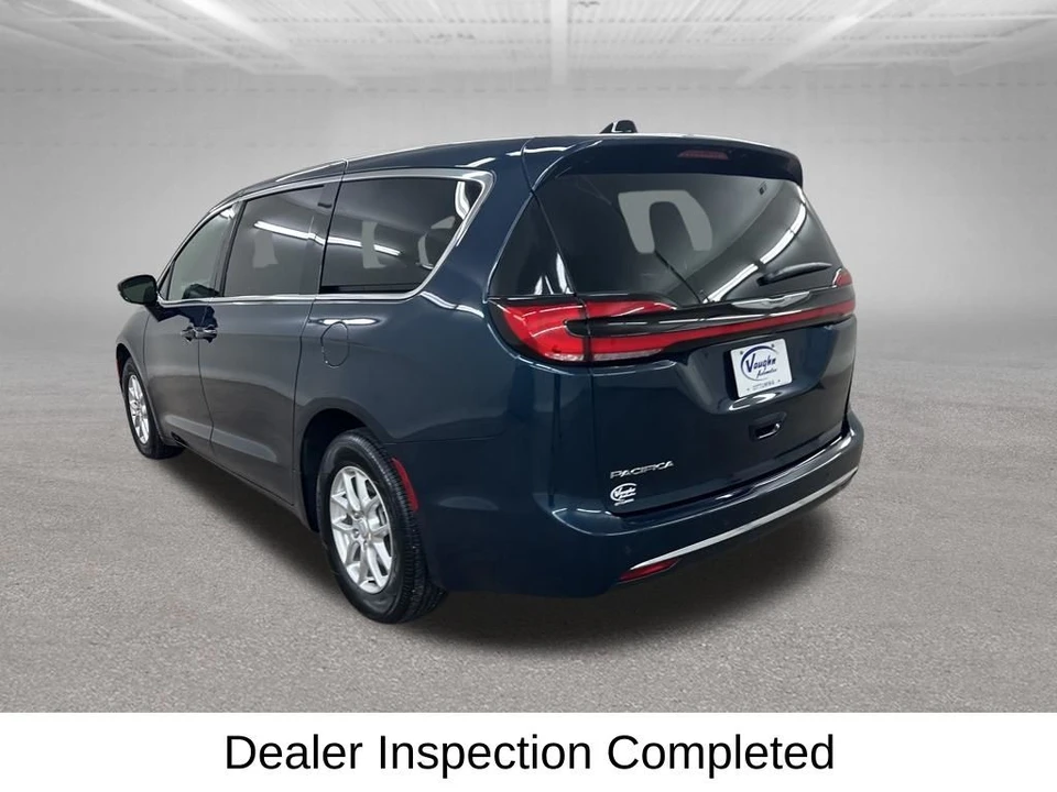 2025 Chrysler - Image 9 of 21
