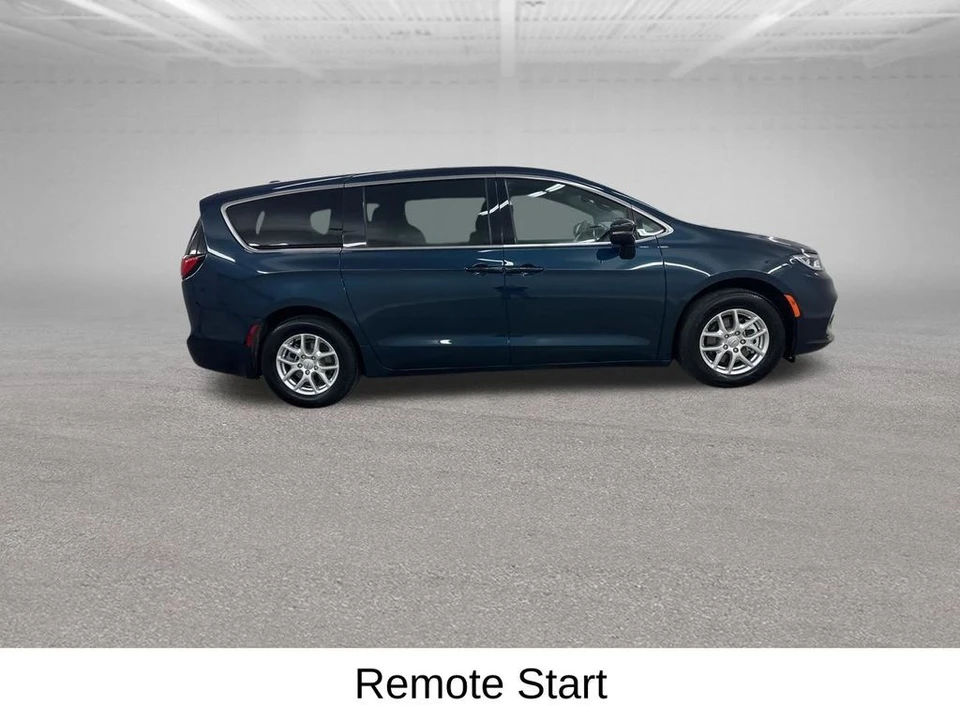 2025 Chrysler - Image 14 of 21