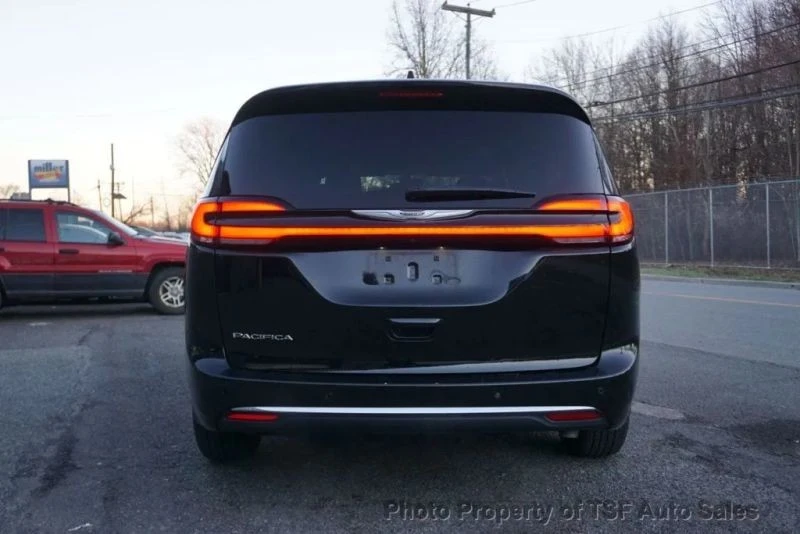 2025 Chrysler - Image 6 of 12