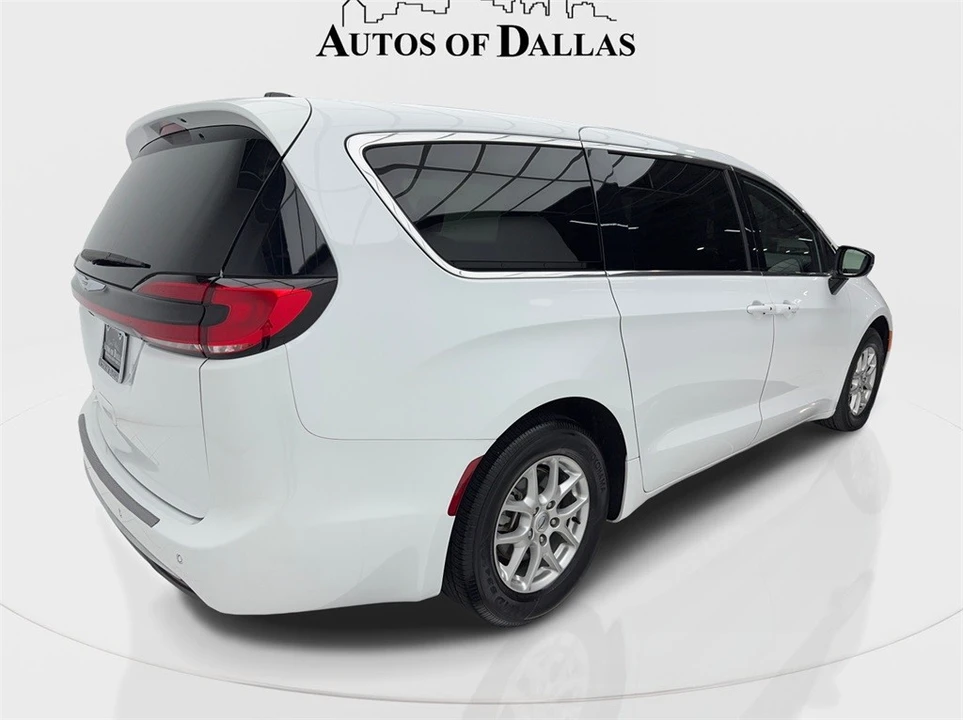 2025 Chrysler - Image 10 of 12