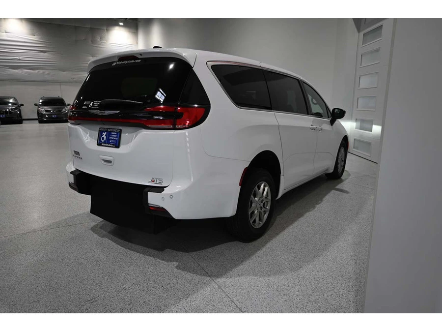 2025 Chrysler - Image 6 of 12