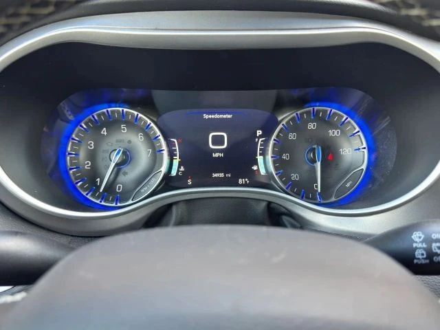 2025 Chrysler - Image 15 of 21