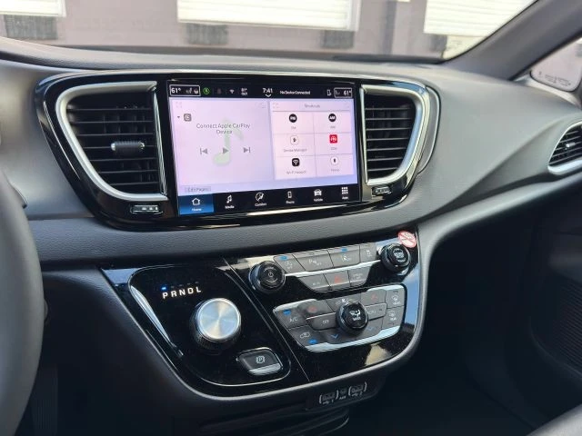 2025 Chrysler - Image 18 of 21