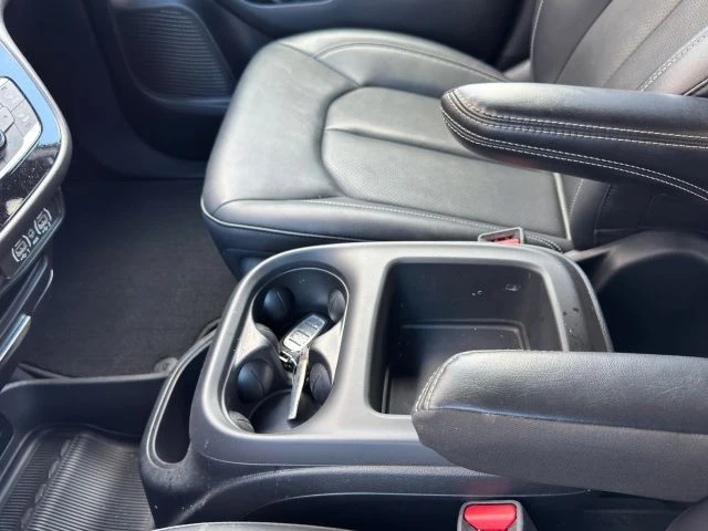 2025 Chrysler - Image 20 of 21