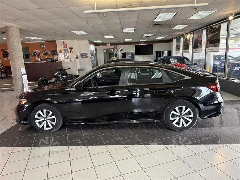 2025 Honda Civic 11th Gen - Image 2 of 4