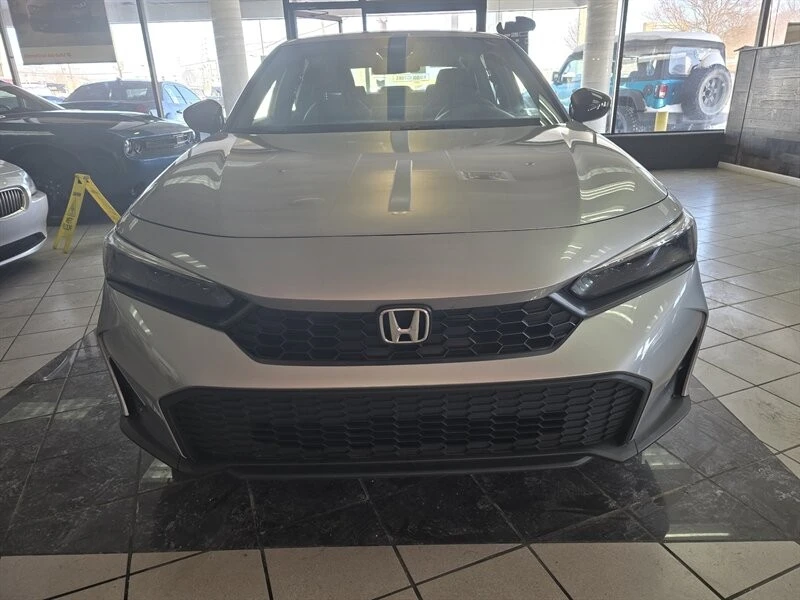 2025 Honda Civic 11th Gen - Image 2 of 4