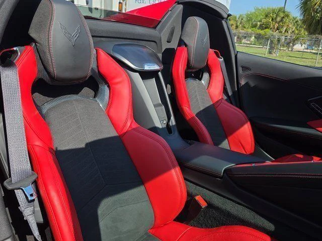 Chevrolet Corvette C8 E-Ray - Image 7 of 9