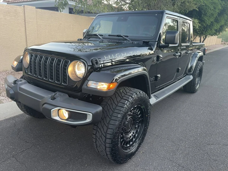 2025 Jeep JT Gladiator - Image 4 of 20