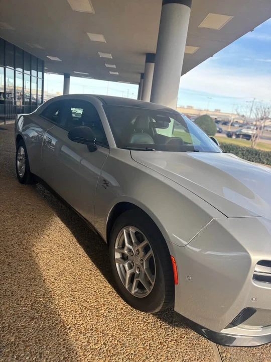 2025 Dodge Challenger - Image 3 of 6