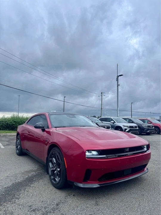 2025 Dodge Charger 8th Gen - Image 2 of 7