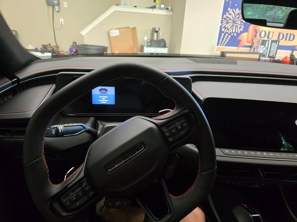 2025 Dodge Charger Daytona 8th Gen - Image 9 of 22