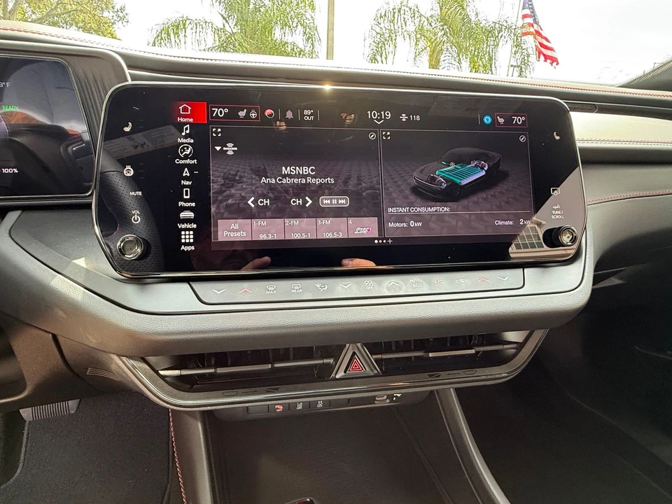 2025 Dodge Charger 8th Gen - Image 6 of 12