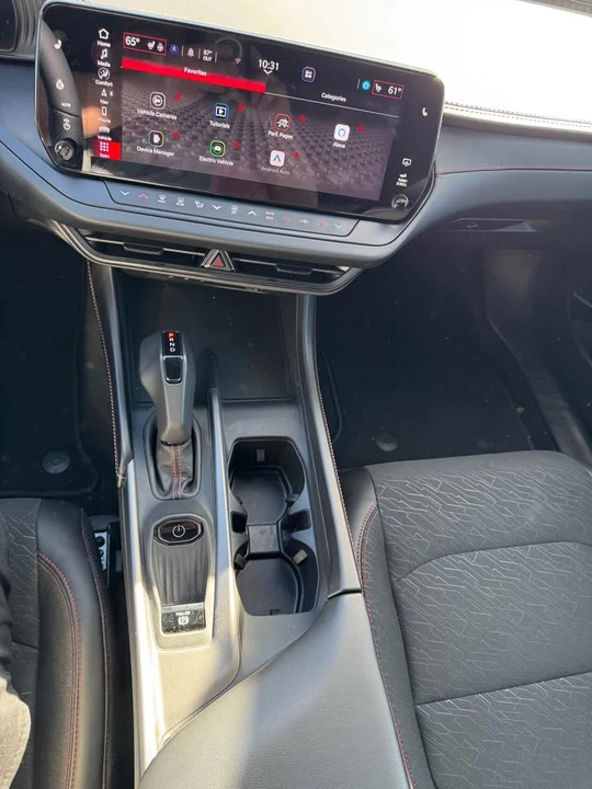 2025 Dodge Charger 8th Gen - Image 13 of 14