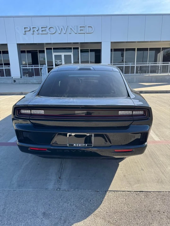 2025 Dodge Charger 8th Gen - Image 5 of 14