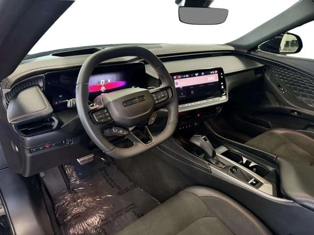 2025 Dodge Charger 8th Gen - Image 9 of 31
