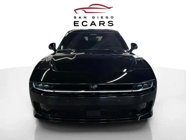 2025 Dodge Charger 8th Gen - Image 2 of 31