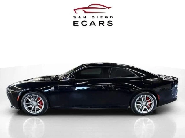 2025 Dodge Charger 8th Gen - Image 8 of 31