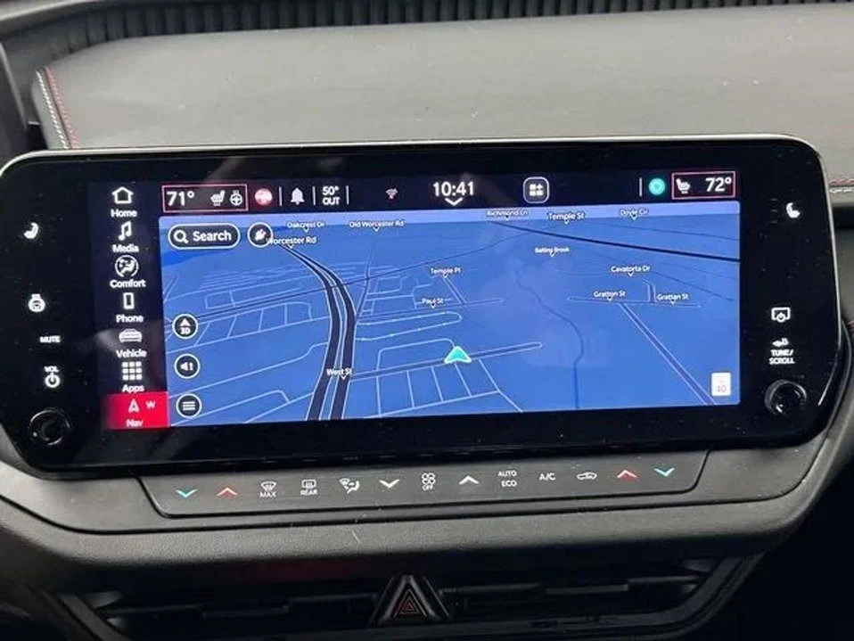 2025 Dodge Charger 8th Gen - Image 10 of 20