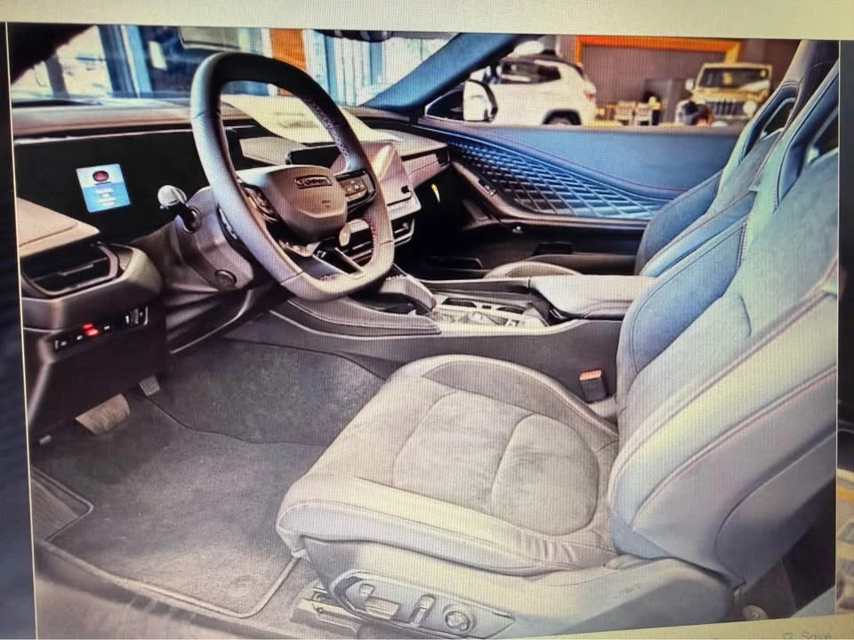 2025 Dodge Charger 8th Gen - Image 4 of 9