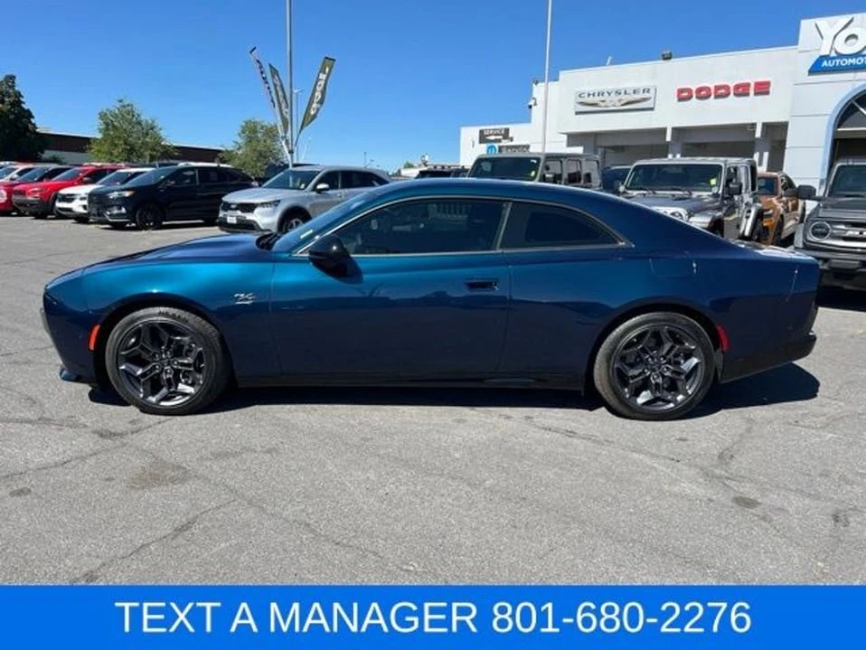 2025 Dodge Charger 8th Gen - Image 2 of 20