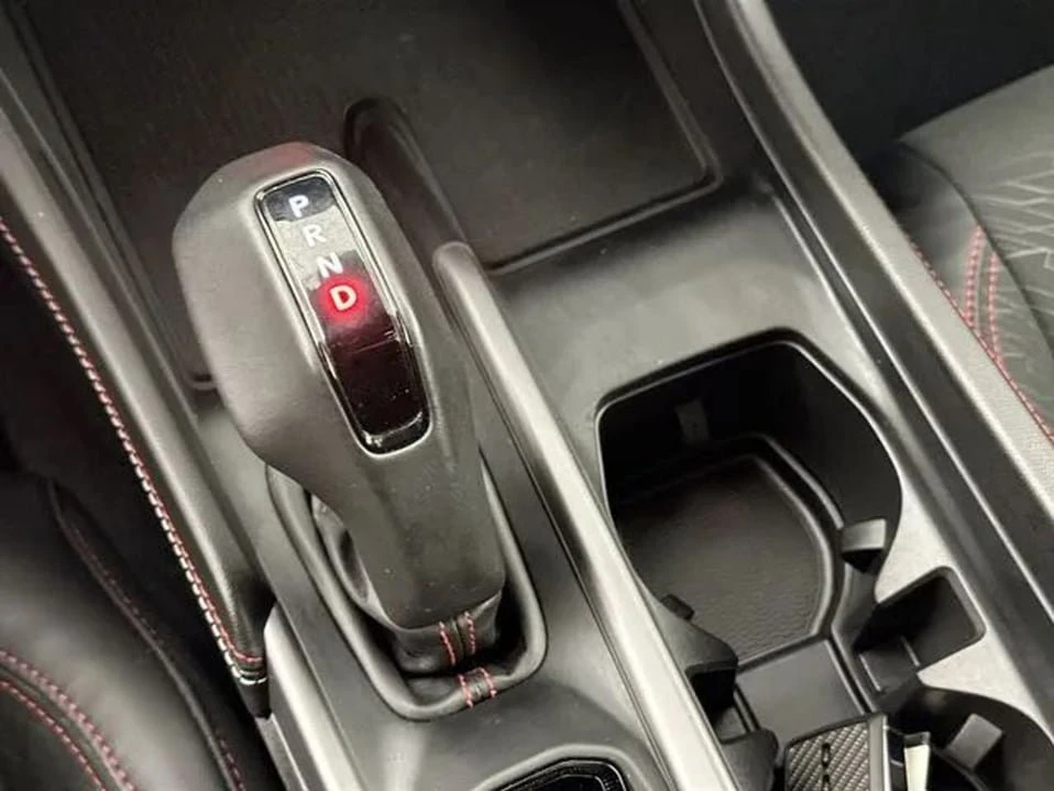 2025 Dodge Charger 8th Gen - Image 13 of 20