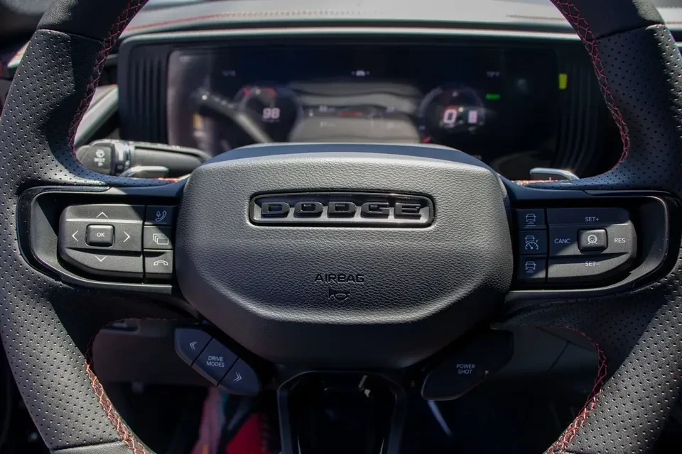2025 Dodge Charger 8th Gen - Image 19 of 20