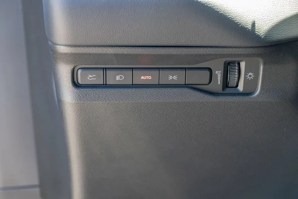 2025 Dodge Charger 8th Gen - Image 15 of 20