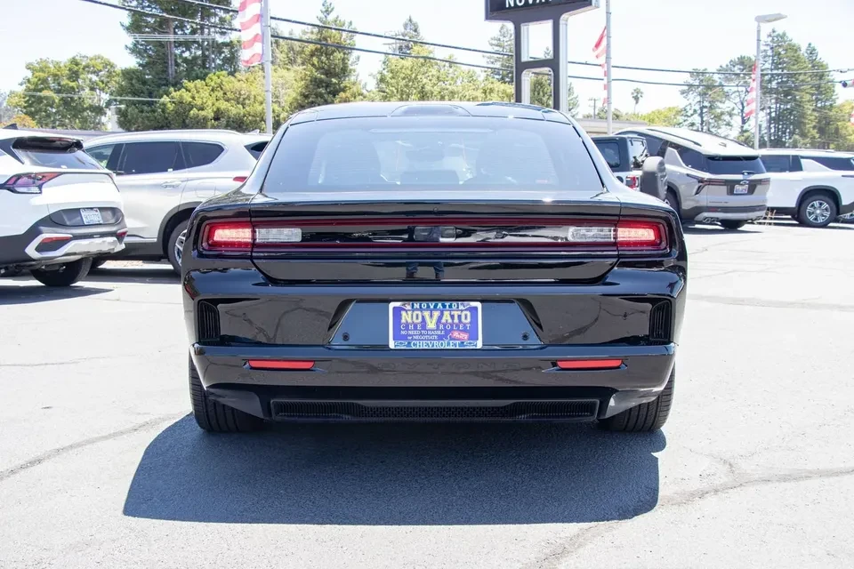 2025 Dodge Charger 8th Gen - Image 10 of 20
