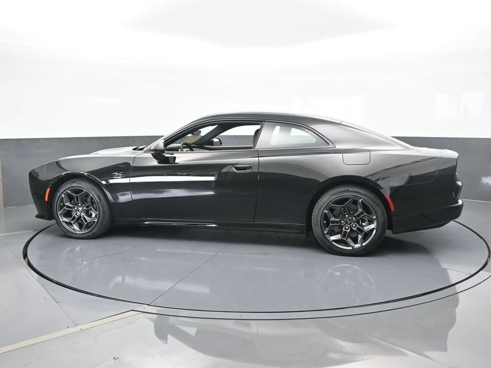 2025 Dodge Charger 8th Gen - Image 3 of 12