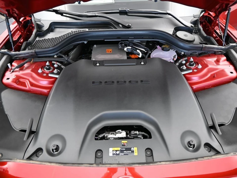 2025 Dodge Charger 8th Gen - Image 10 of 12
