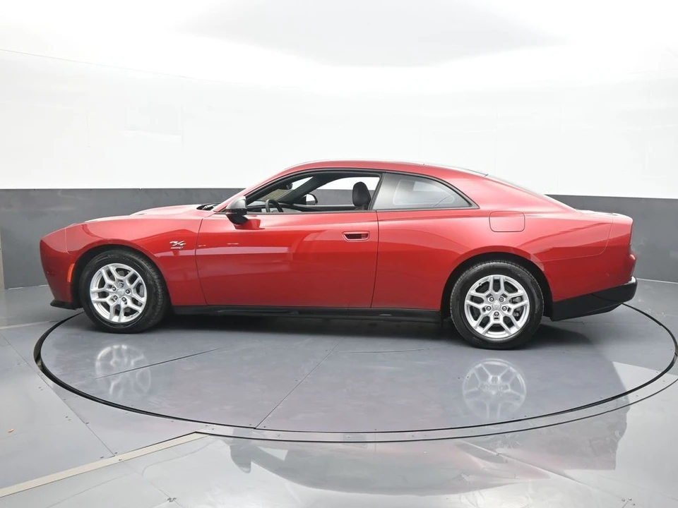 2025 Dodge Charger 8th Gen - Image 3 of 12