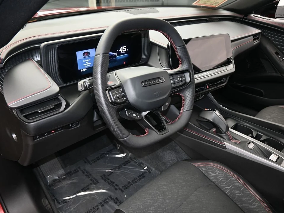 2025 Dodge Charger 8th Gen - Image 10 of 12