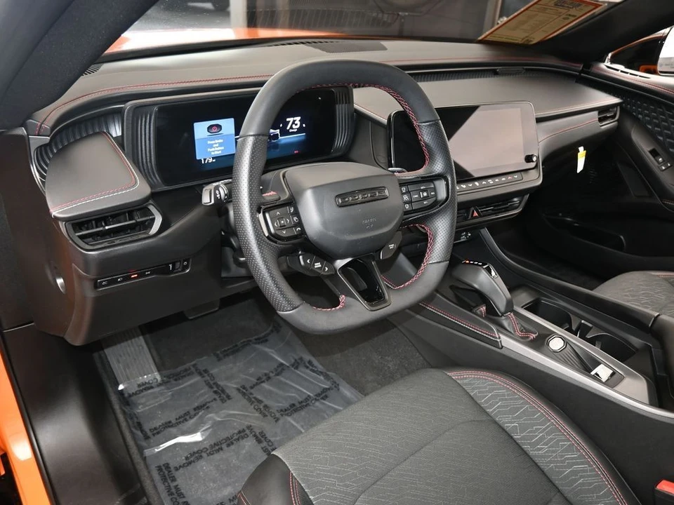 2025 Dodge Charger 8th Gen - Image 10 of 12