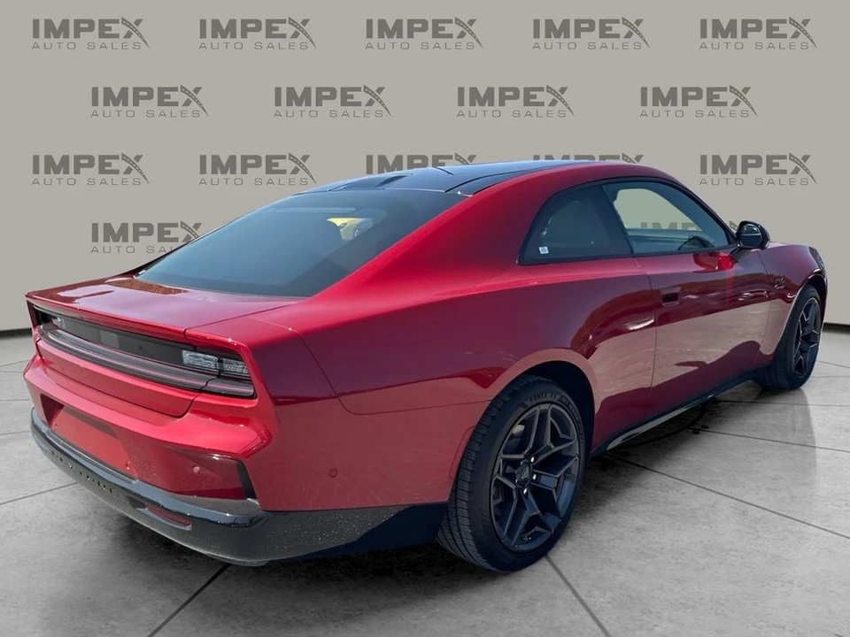 2025 Dodge Charger 8th Gen - Image 5 of 31
