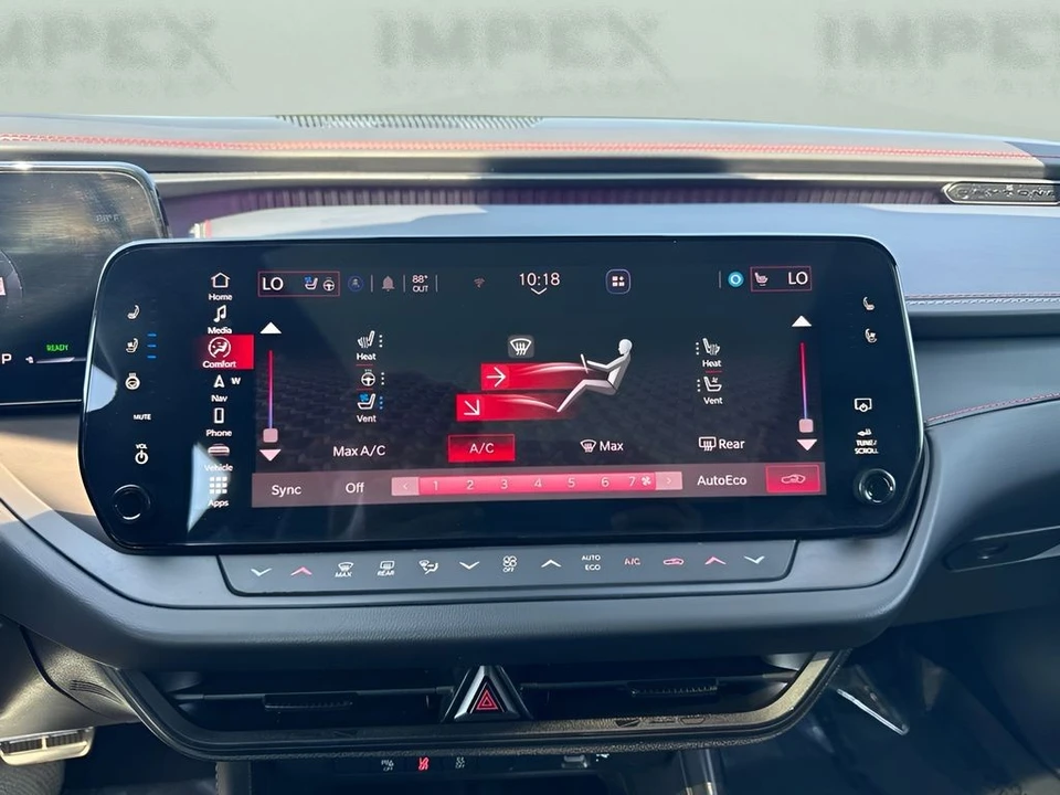 2025 Dodge Charger 8th Gen - Image 18 of 31