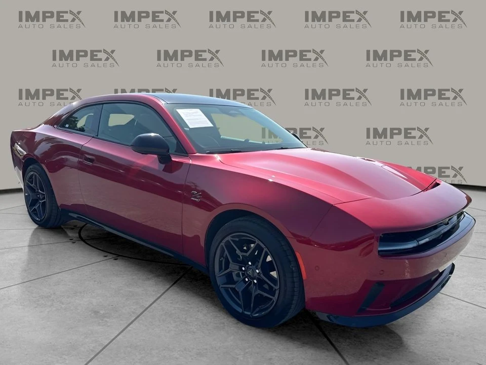2025 Dodge Charger 8th Gen - Image 7 of 31