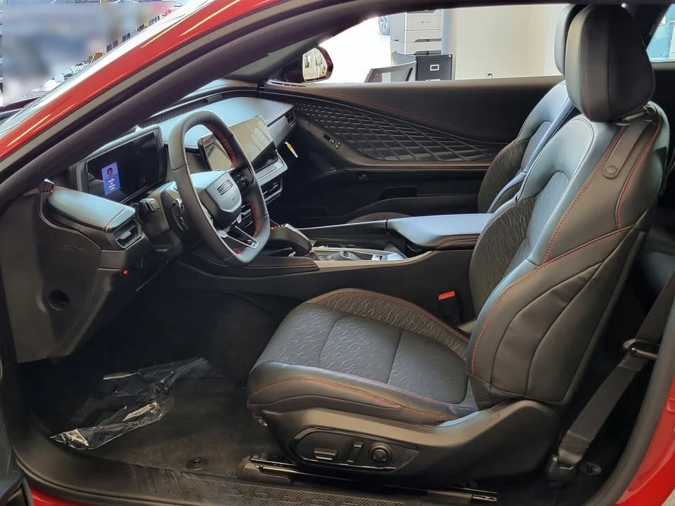 2025 Dodge Charger 8th Gen - Image 9 of 20
