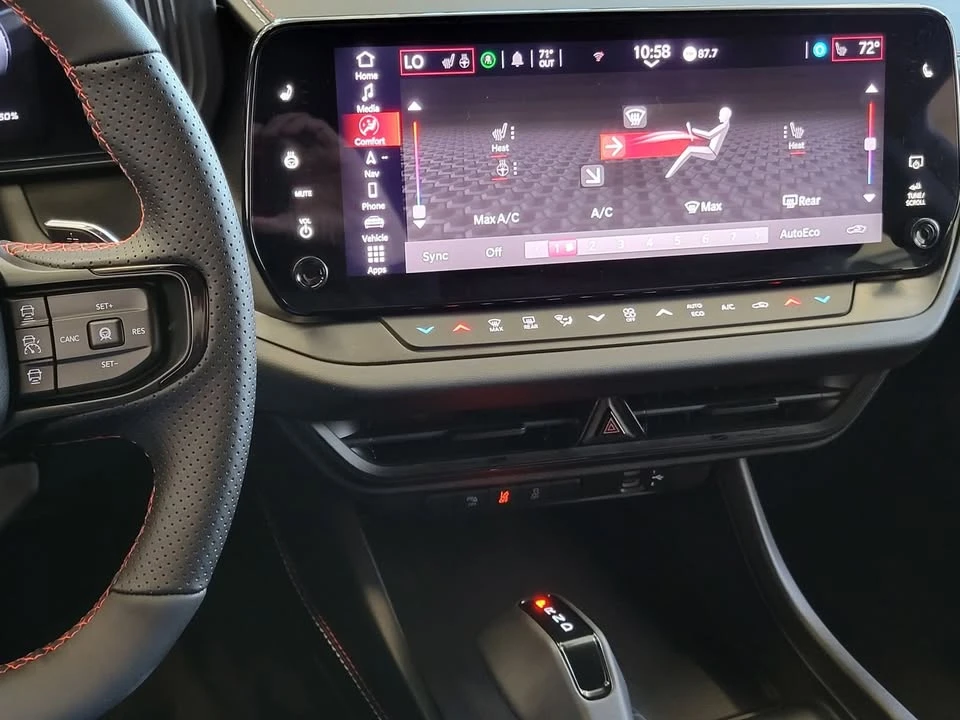 2025 Dodge Charger 8th Gen - Image 16 of 20
